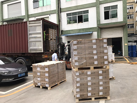 模具硅胶装柜出货
